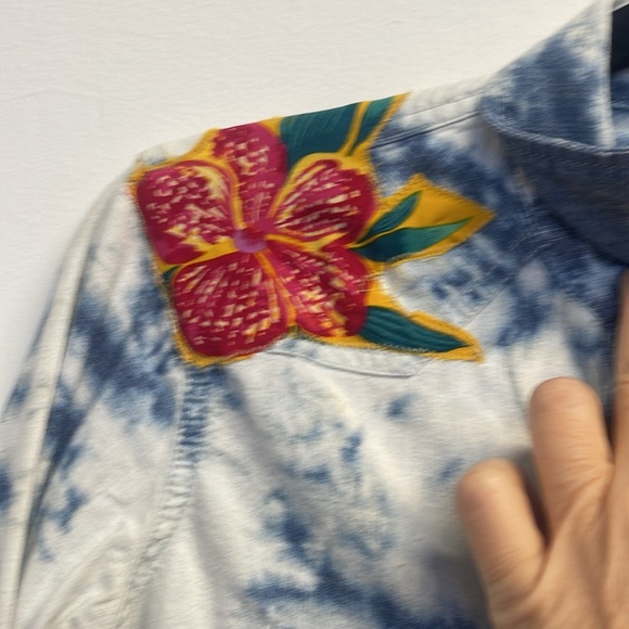 Upcycled Boho luxxe (Abercrombie bit original) one of a kind denim shirt - Picture 3 of 4